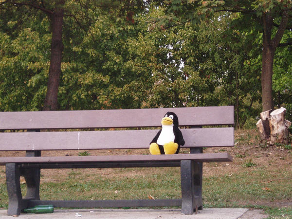 Tux, Alone